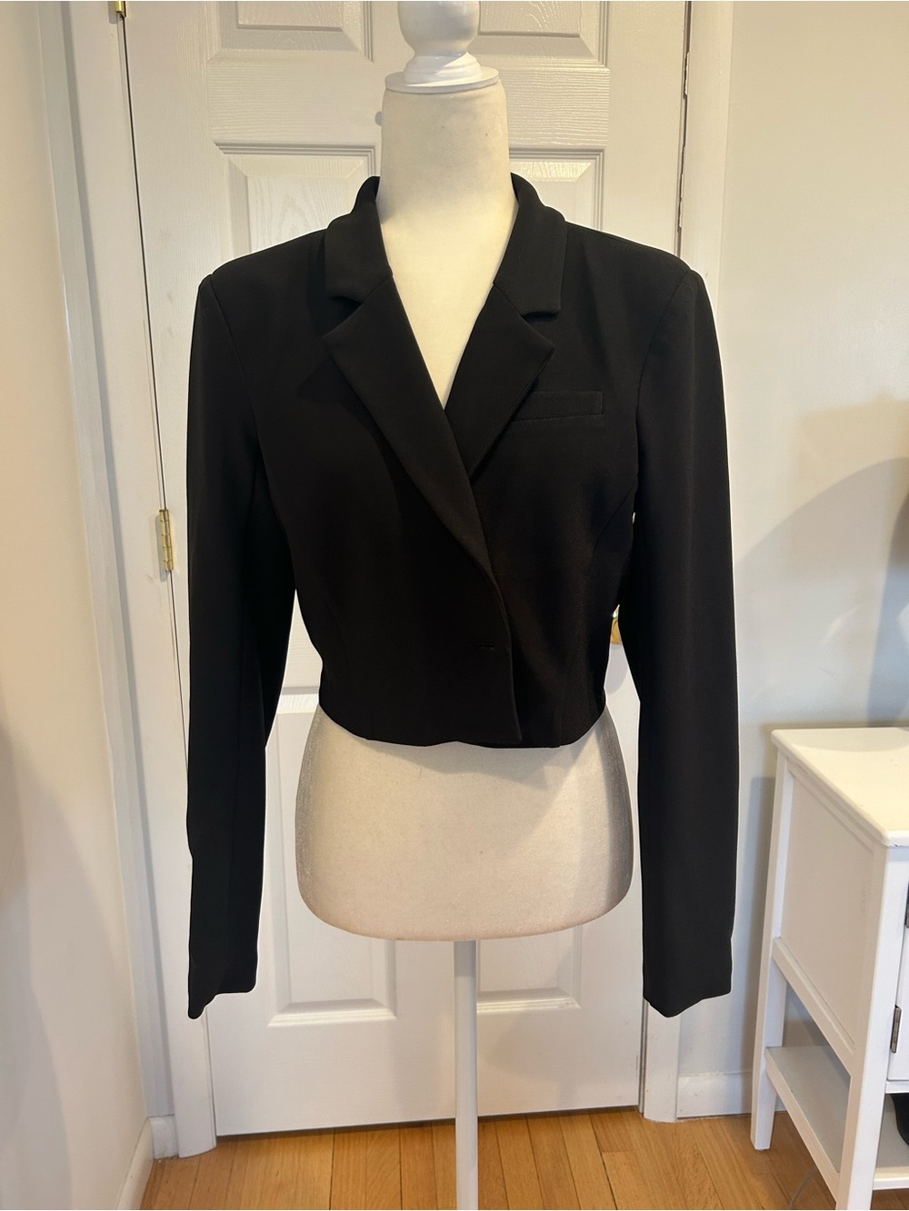 Abercrombie & Fitch Black Ladies Tuxedo/Cropped Jacket